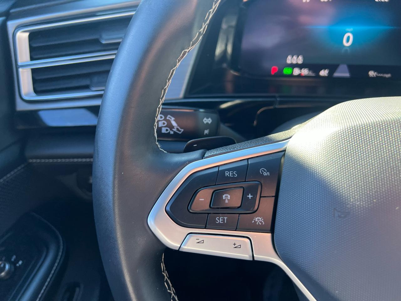 Volkswagen Atlas Cross Sport 2.0T SE w/Technology 4MOTION 2024