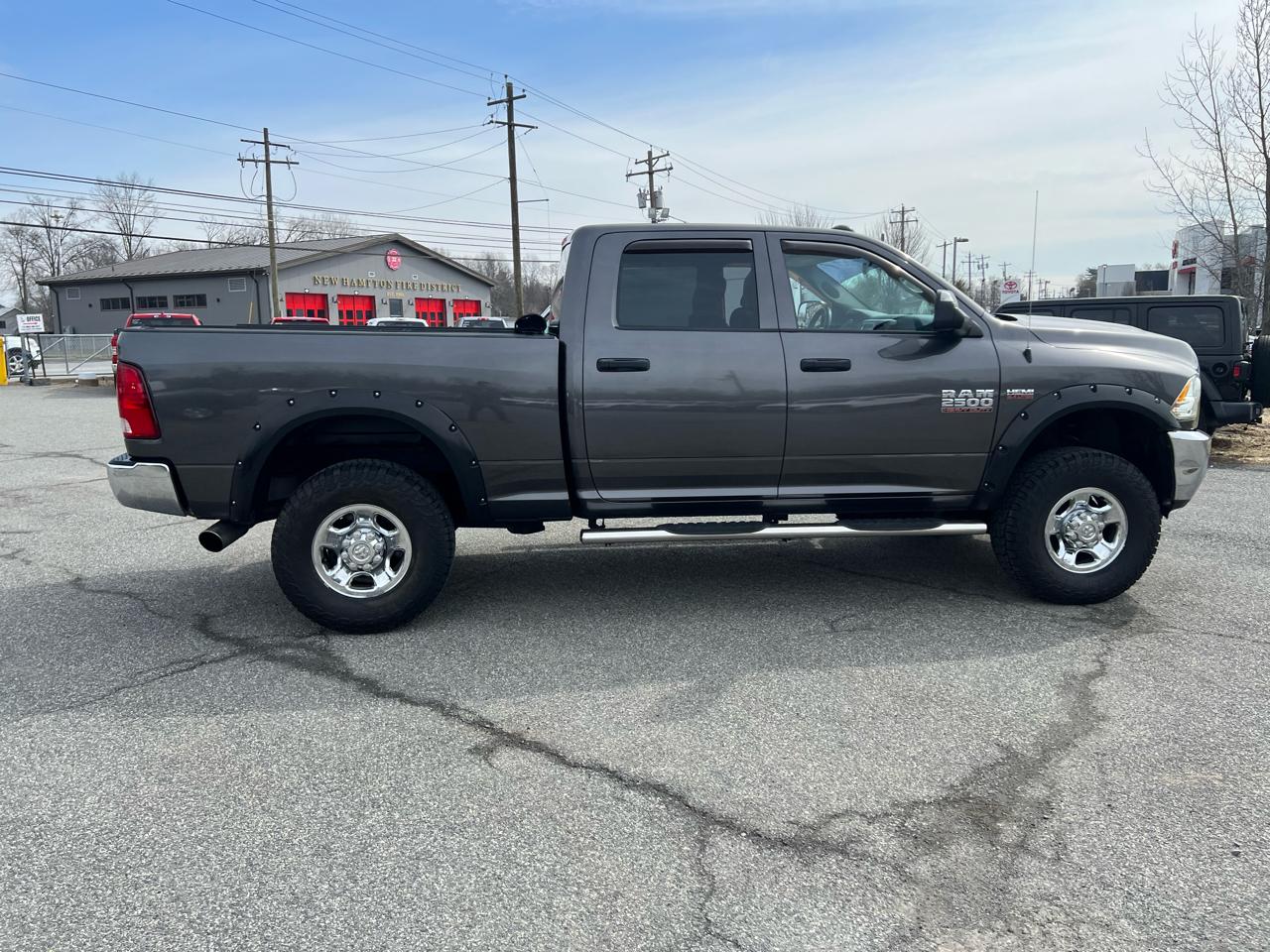 RAM 2500 4WD Crew Cab 149" Tradesman 2014