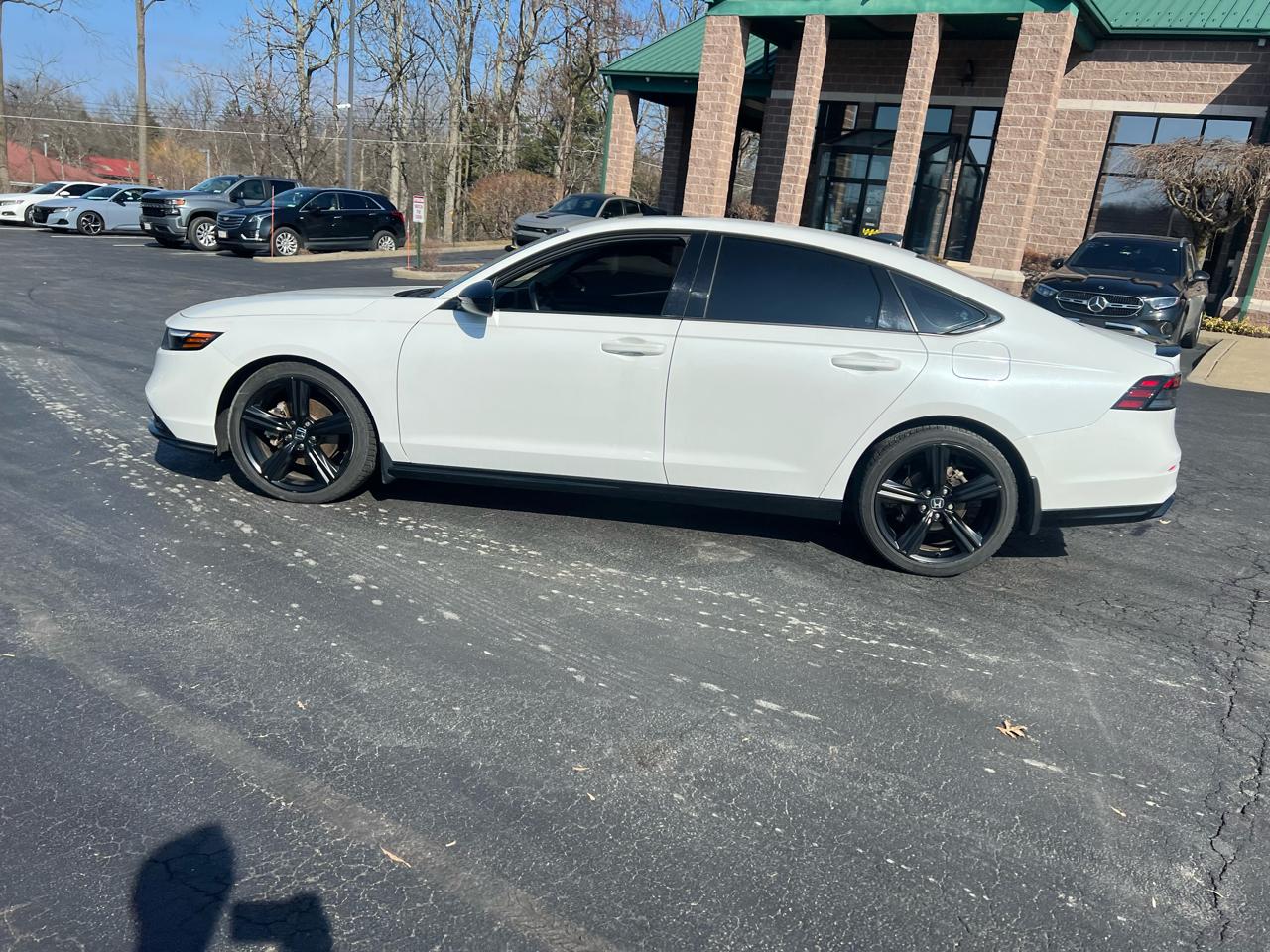 Honda Accord Hybrid Sport-L Sedan 2023