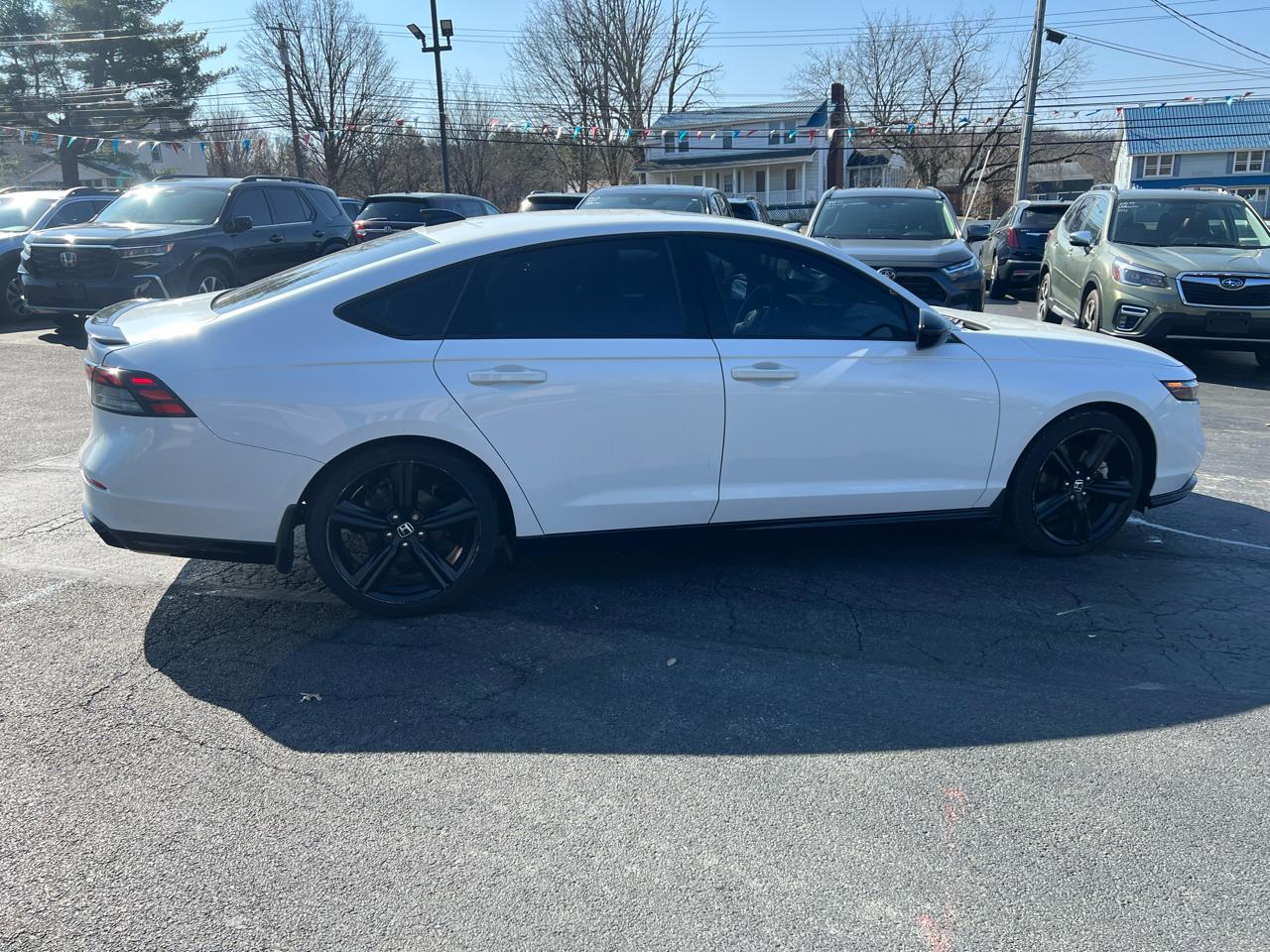 Honda Accord Hybrid Sport-L Sedan 2023