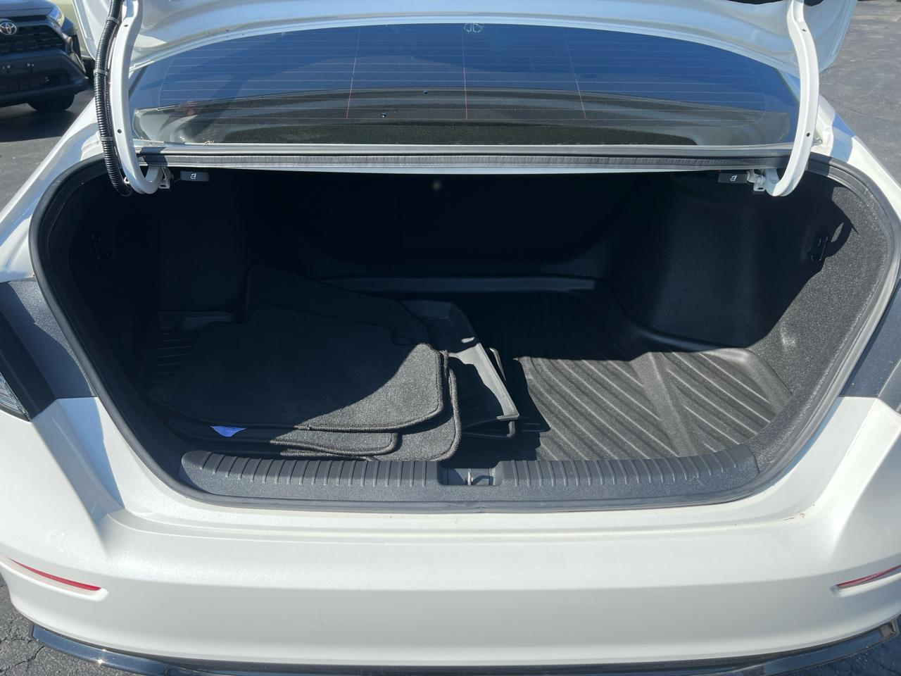 Honda Accord Hybrid Sport-L Sedan 2023