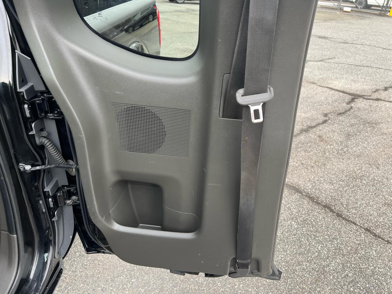 Nissan Frontier 4WD King Cab Auto SV 2016