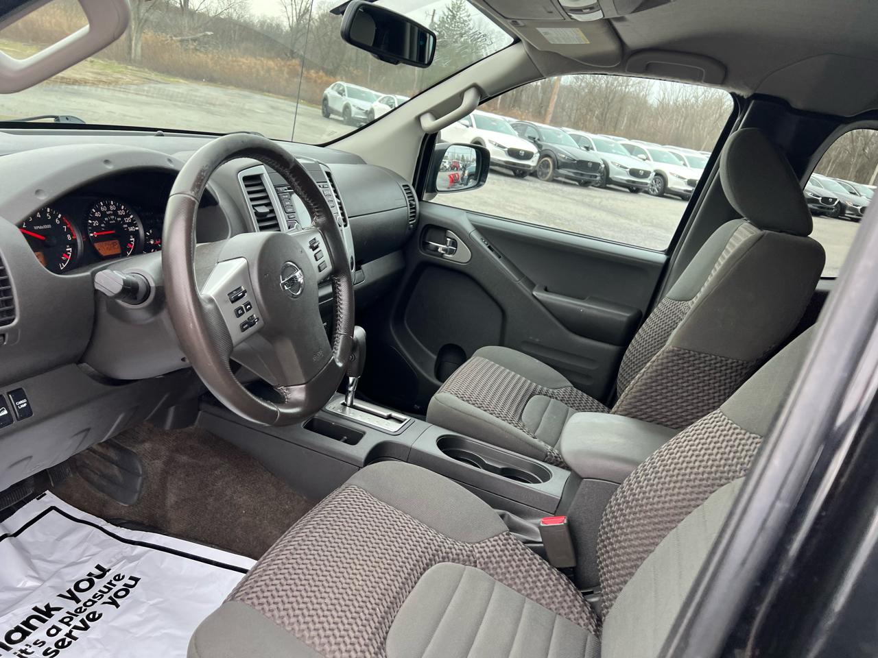 Nissan Frontier 4WD King Cab Auto SV 2016