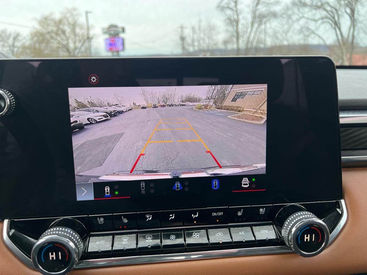 GMC Canyon 4WD Crew Cab AT4 2024