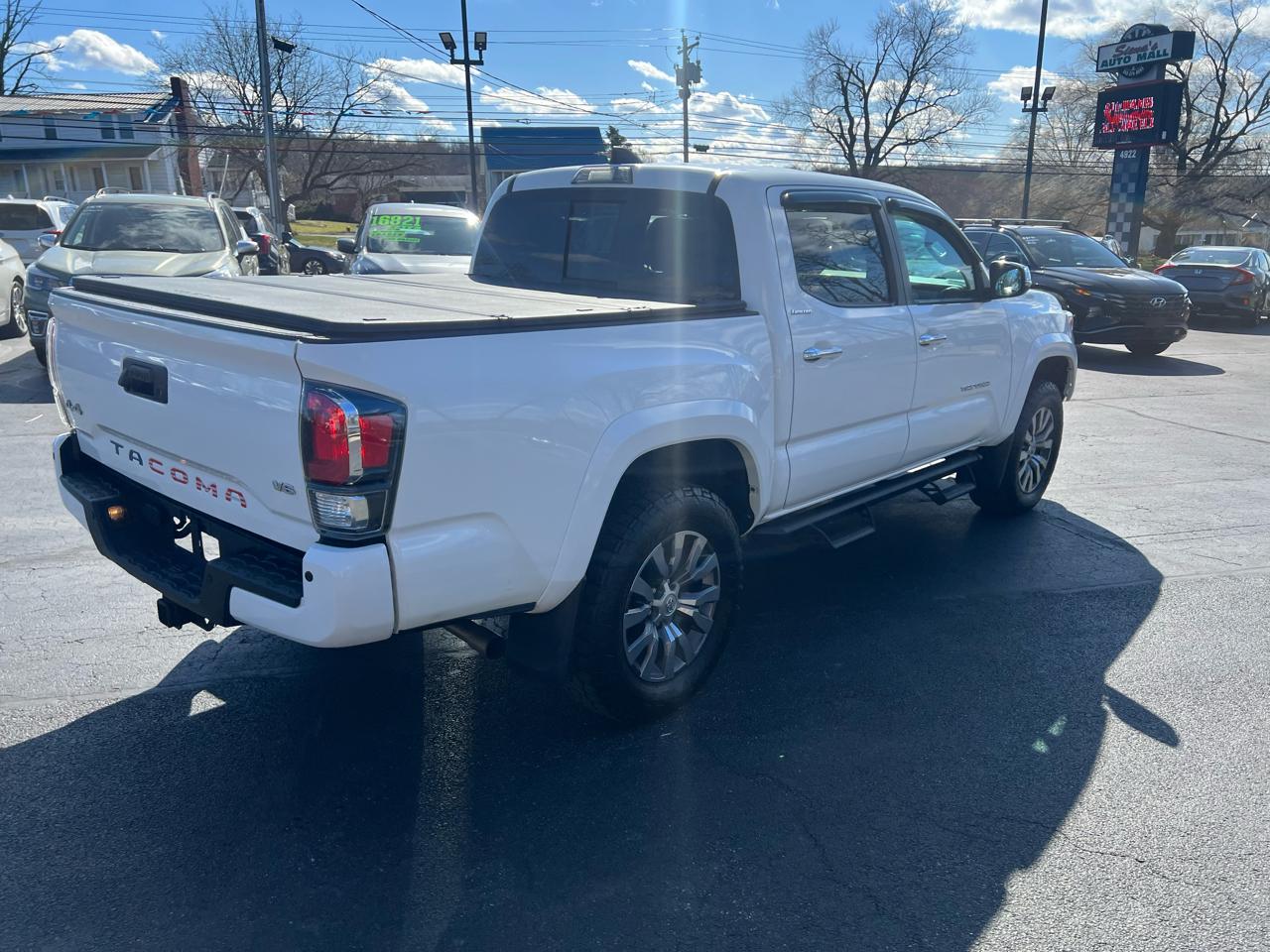 Toyota Tacoma 4WD Limited Double Cab 5' Bed V6 AT (Natl) 2021