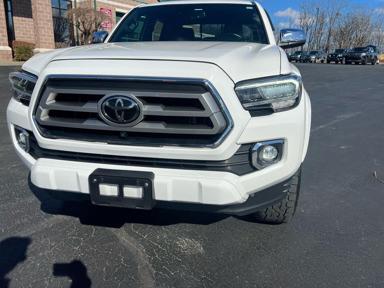 Toyota Tacoma 4WD Limited Double Cab 5' Bed V6 AT (Natl) 2021