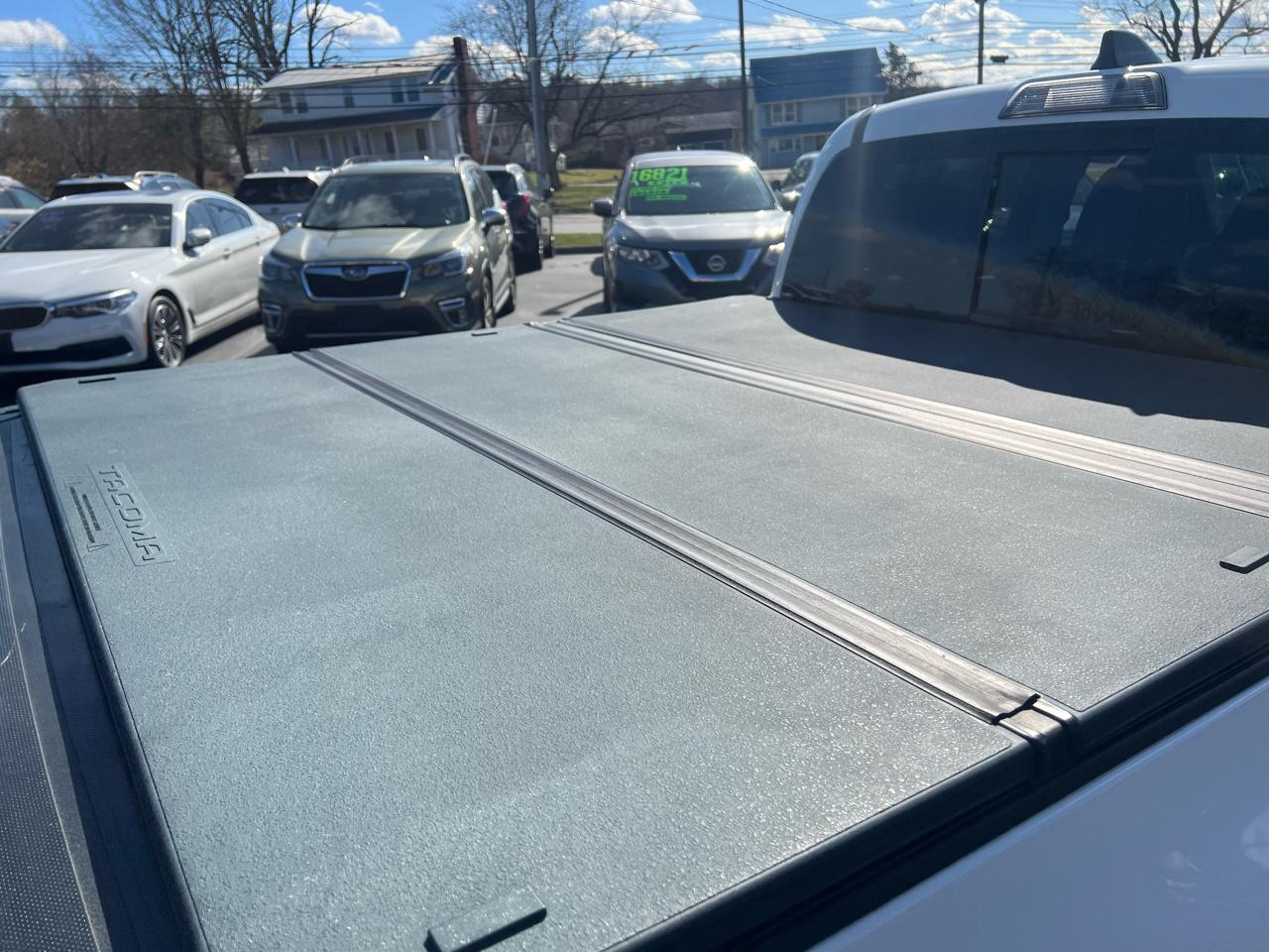 Toyota Tacoma 4WD Limited Double Cab 5' Bed V6 AT (Natl) 2021