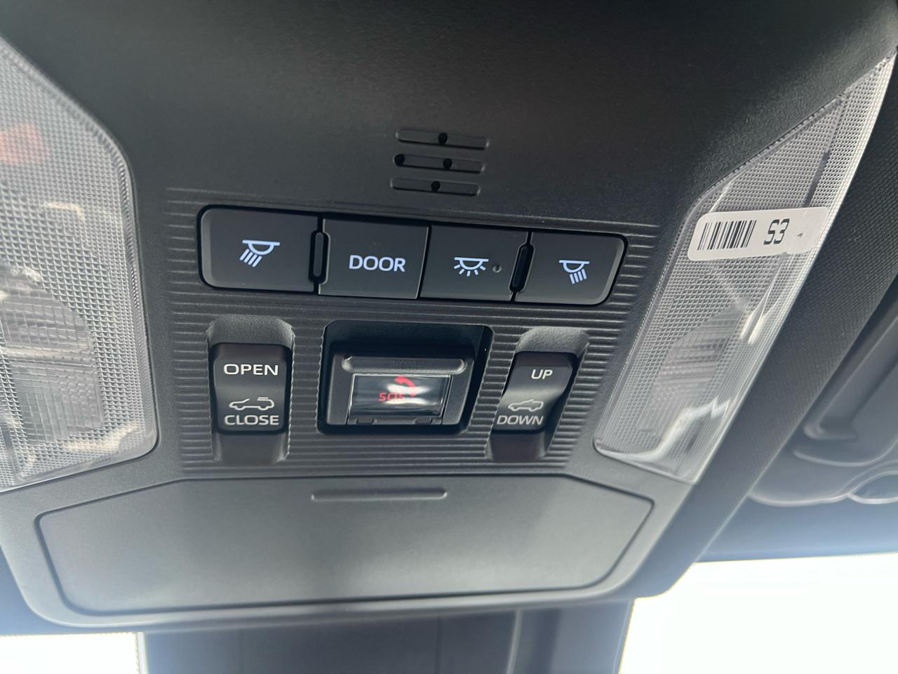 Toyota RAV4 Hybrid SE AWD (Natl) 2022