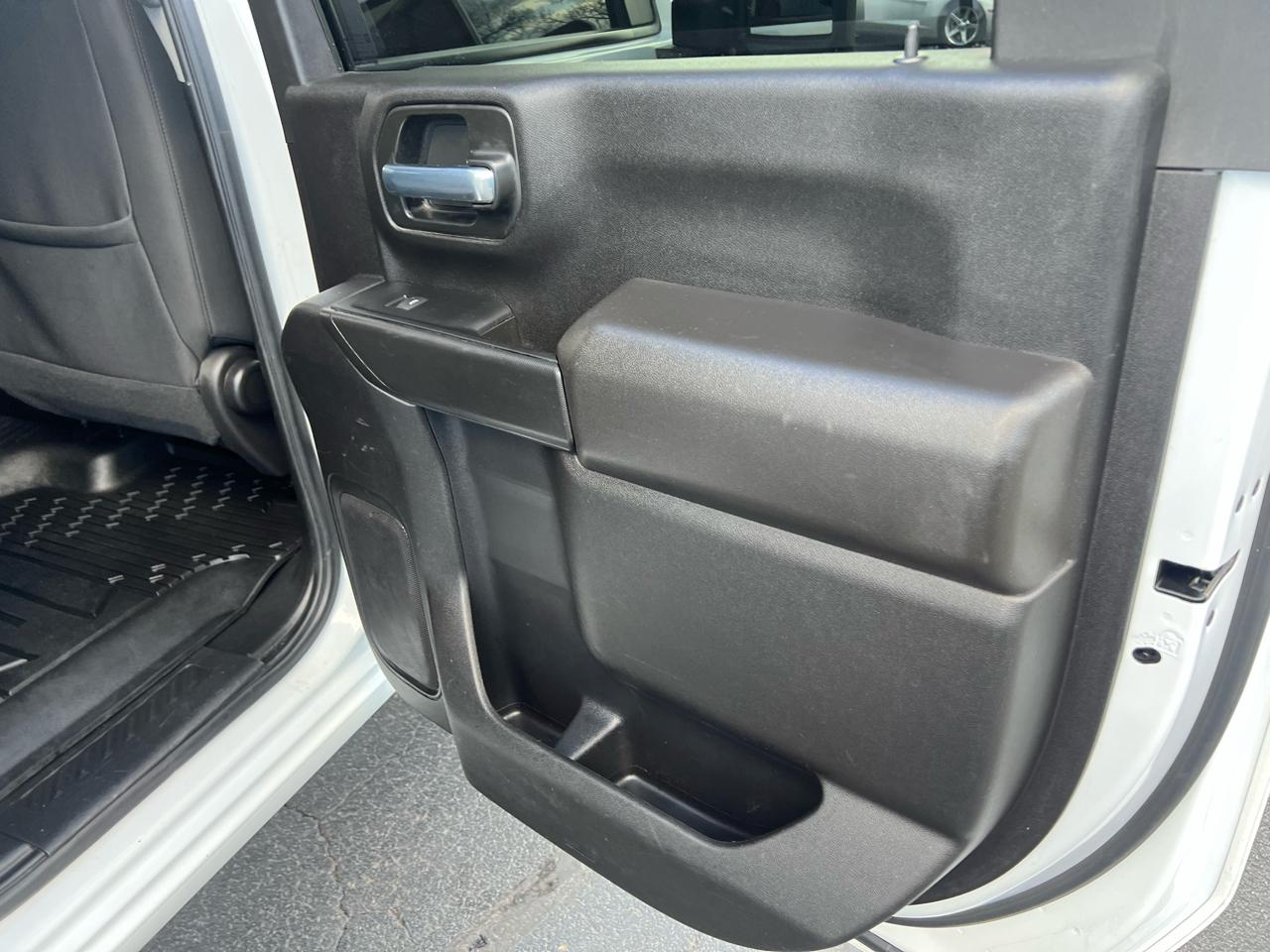 GMC Sierra 3500HD CC 4WD Crew Cab 177" WB, 60" CA Pro 2024