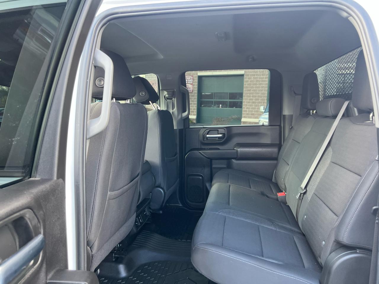 GMC Sierra 3500HD CC 4WD Crew Cab 177" WB, 60" CA Pro 2024