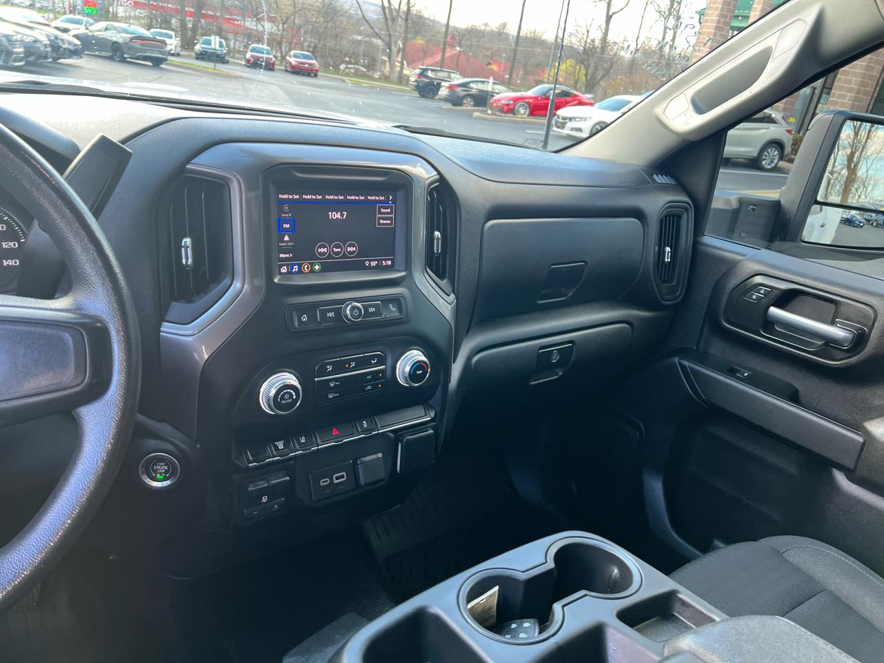 GMC Sierra 3500HD CC 4WD Crew Cab 177" WB, 60" CA Pro 2024