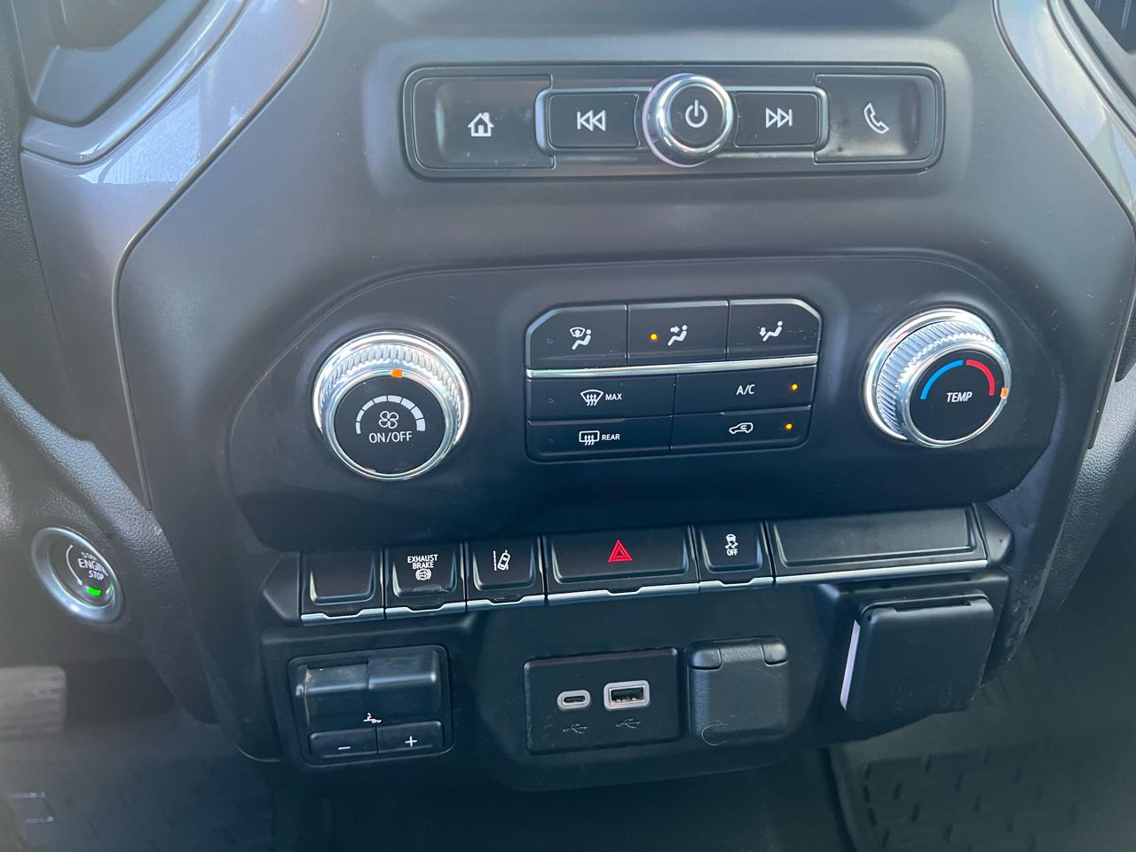 GMC Sierra 3500HD CC 4WD Crew Cab 177" WB, 60" CA Pro 2024