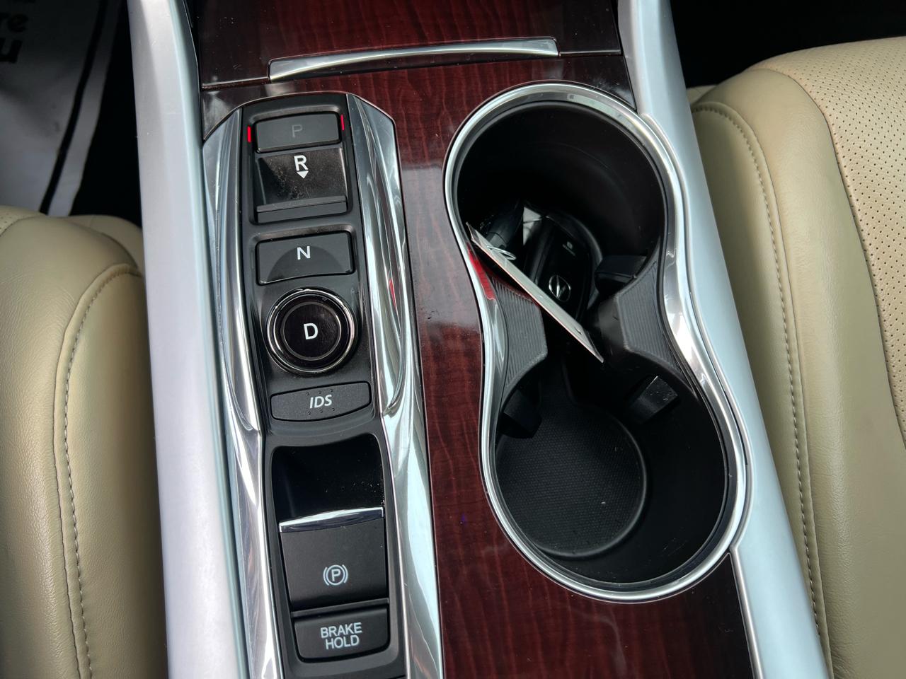 Acura TLX FWD V6 w/Technology Pkg 2017