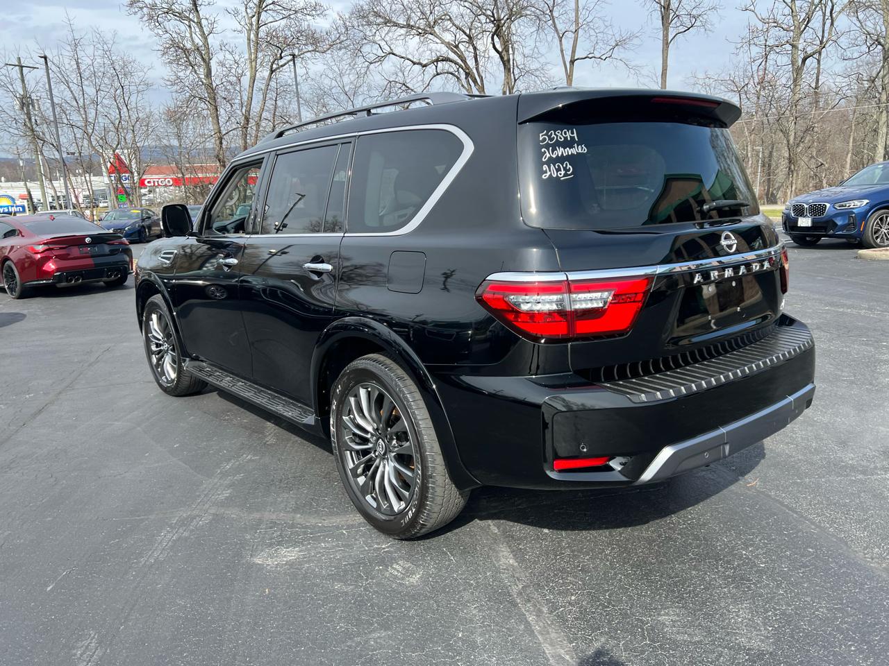 Nissan Armada 4x4 Platinum 2023