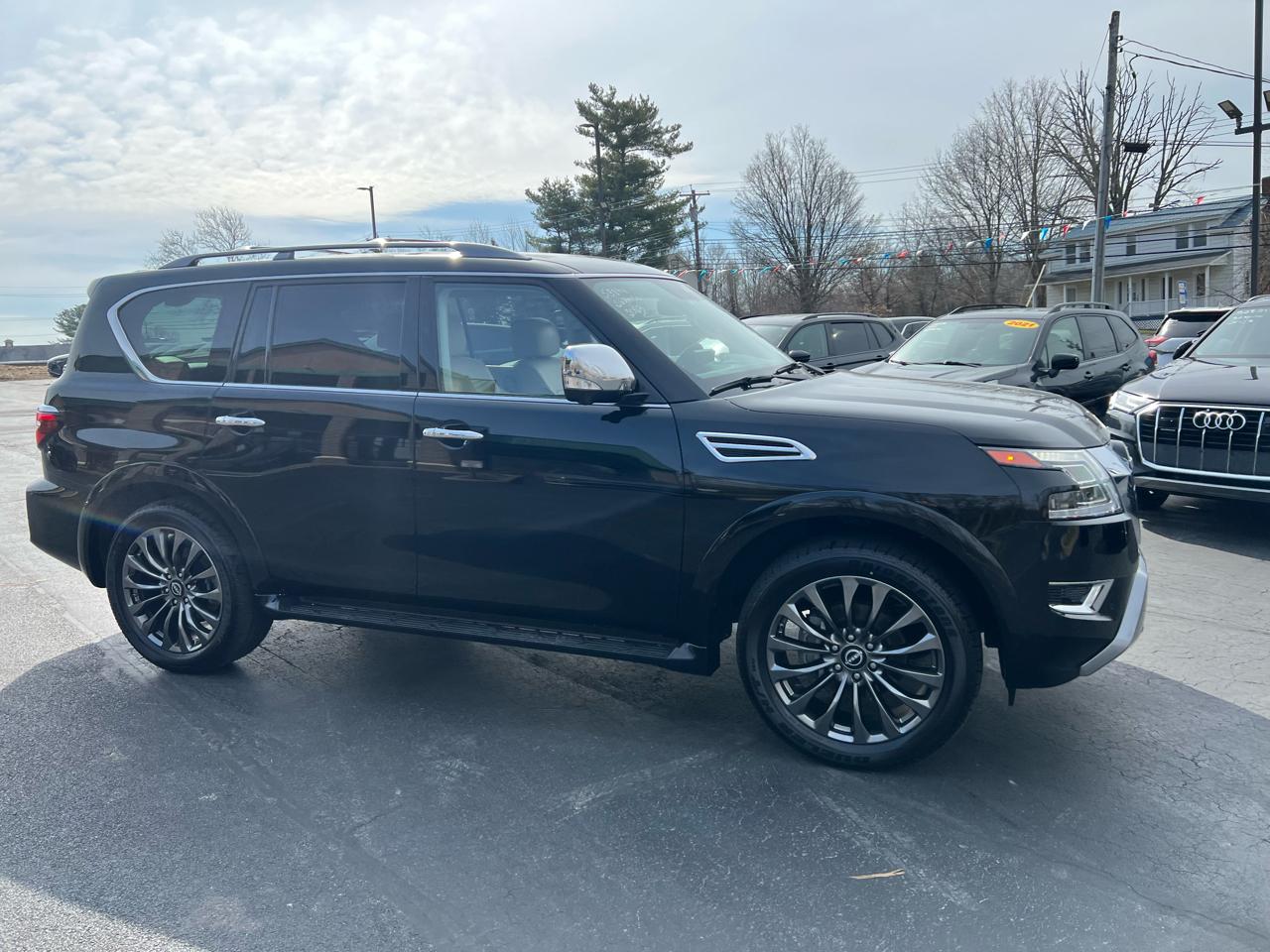 Nissan Armada 4x4 Platinum 2023