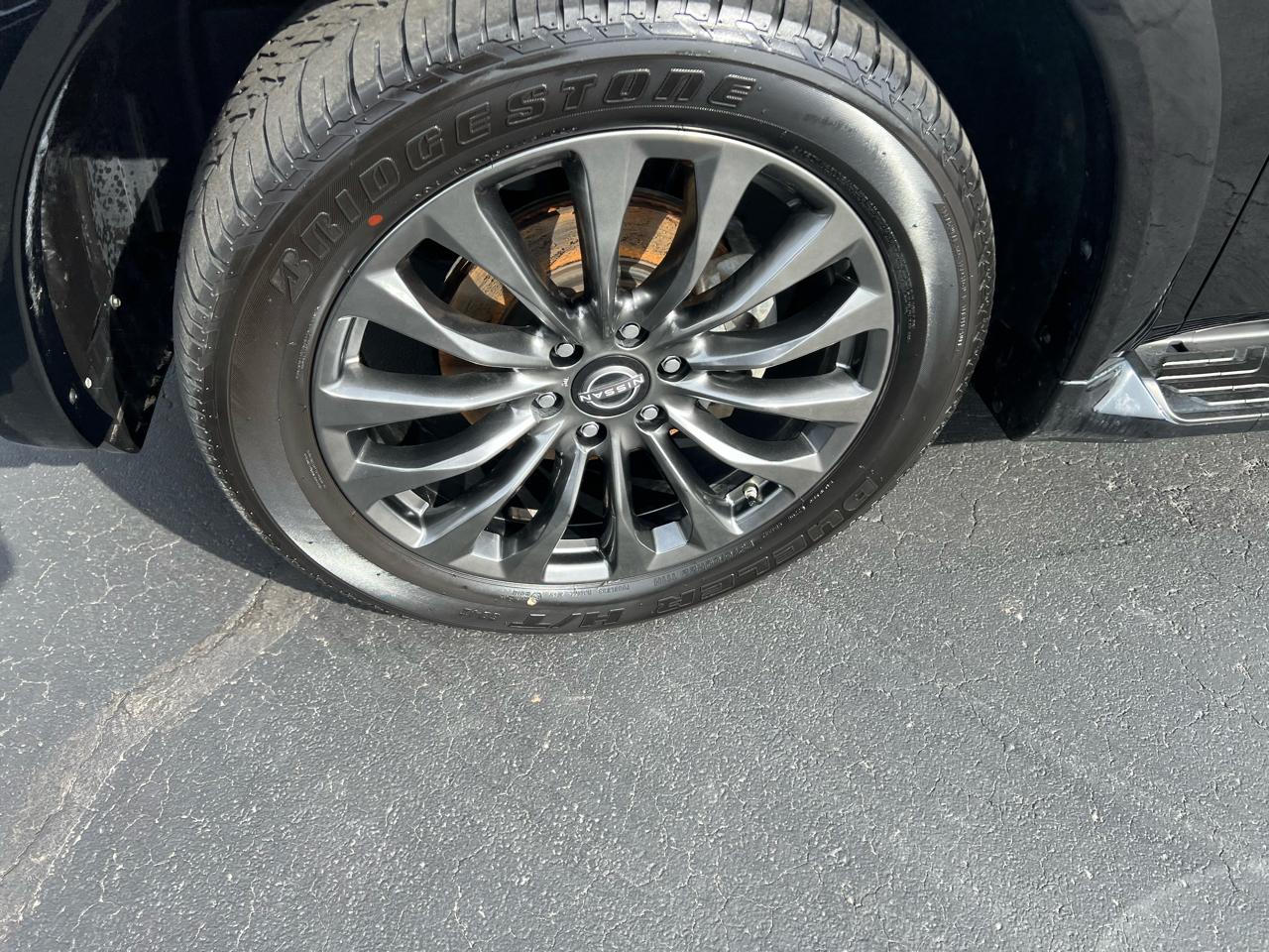 Nissan Armada 4x4 Platinum 2023