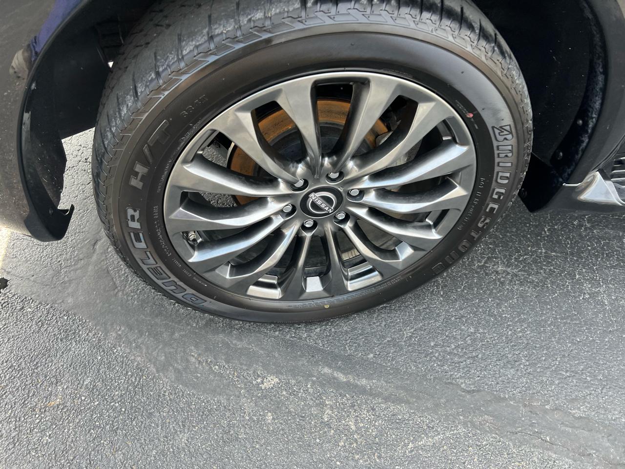 Nissan Armada 4x4 Platinum 2023