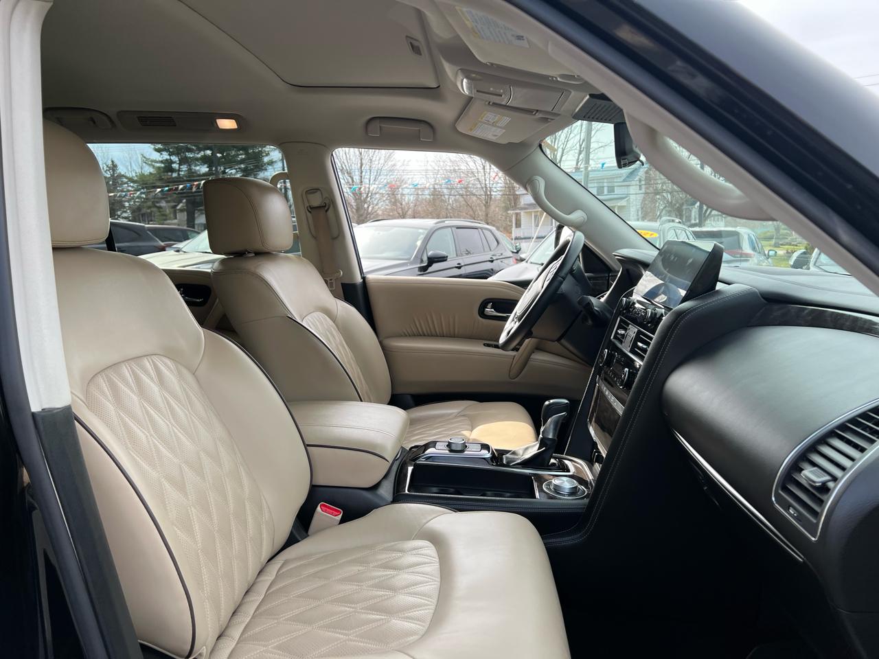 Nissan Armada 4x4 Platinum 2023