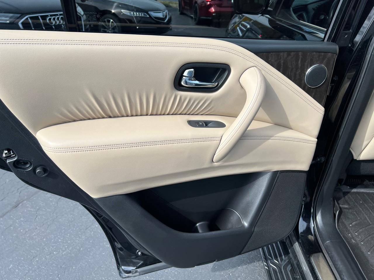 Nissan Armada 4x4 Platinum 2023