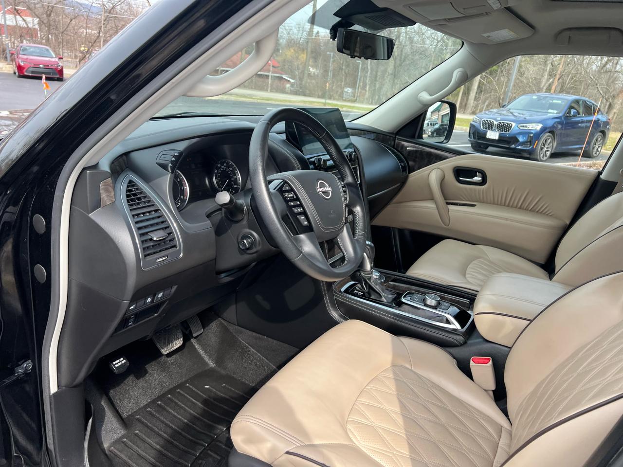 Nissan Armada 4x4 Platinum 2023