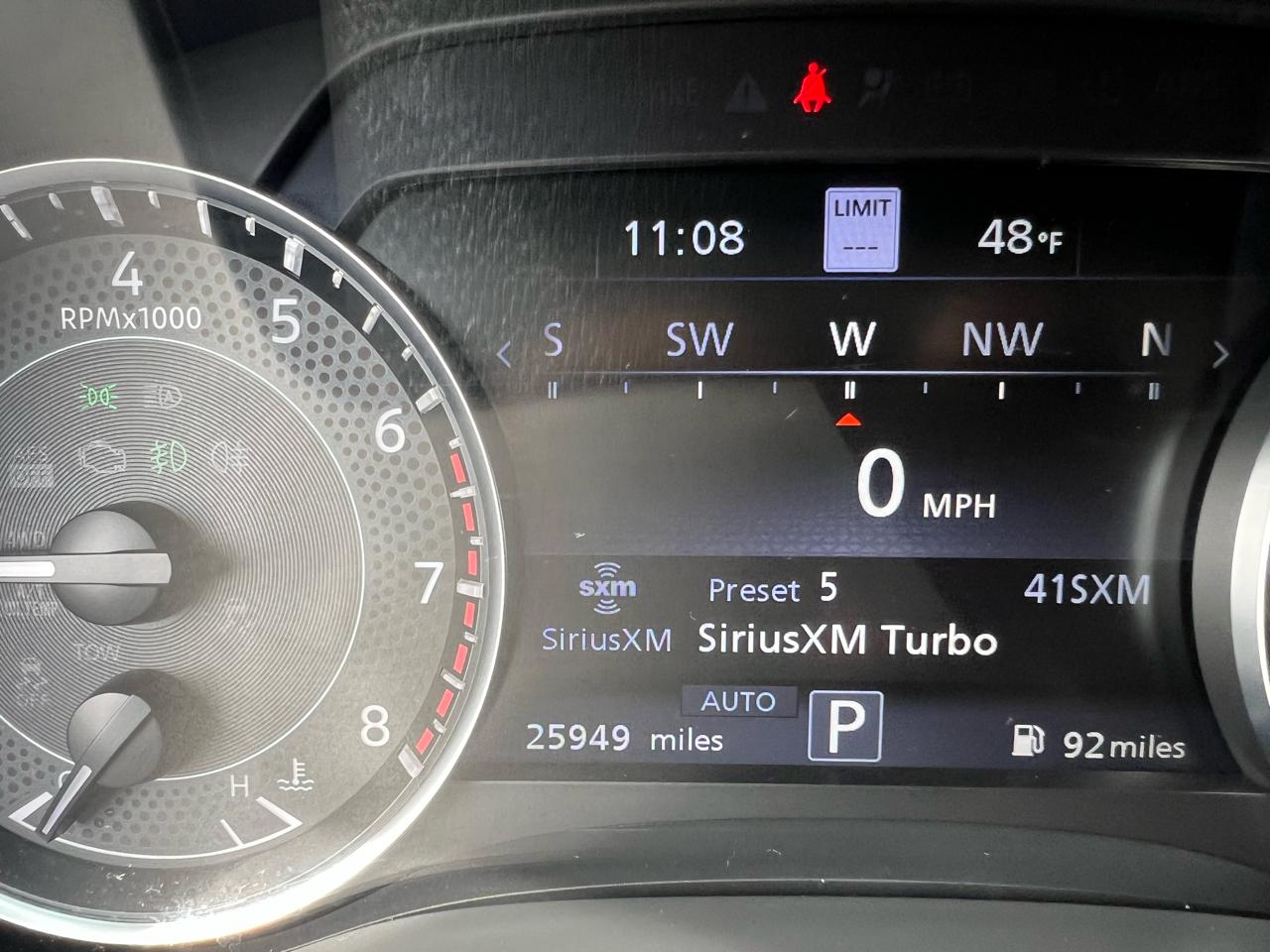 Nissan Armada 4x4 Platinum 2023