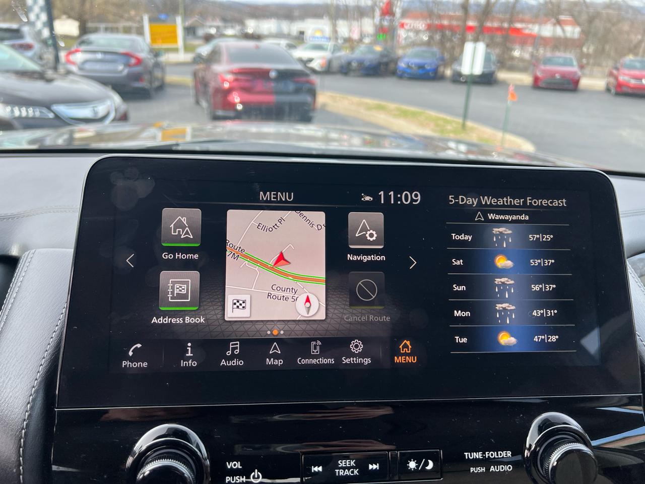 Nissan Armada 4x4 Platinum 2023