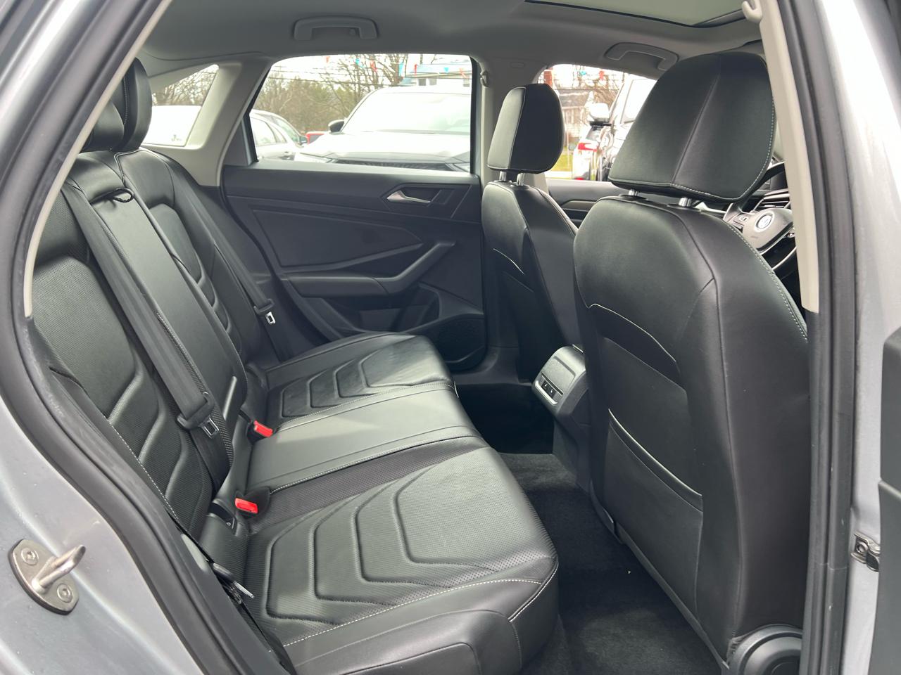 Volkswagen Jetta SEL Premium Auto w/ULEV 2020