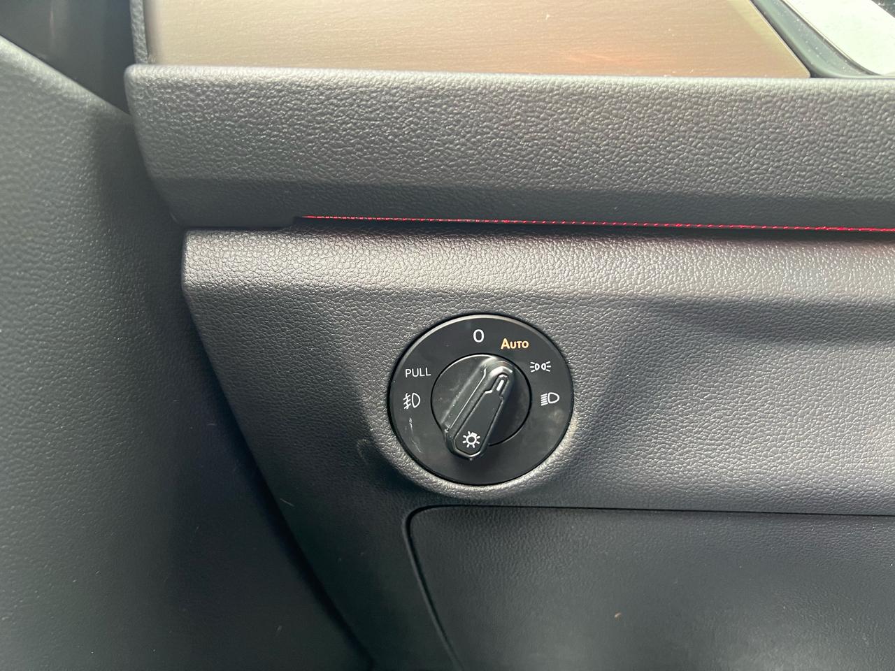 Volkswagen Jetta SEL Premium Auto w/ULEV 2020