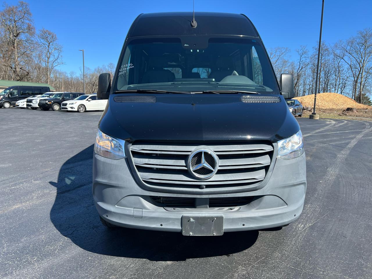 Mercedes-Benz Sprinter Crew Van 2500 Standard Roof V6 144" RWD 2021
