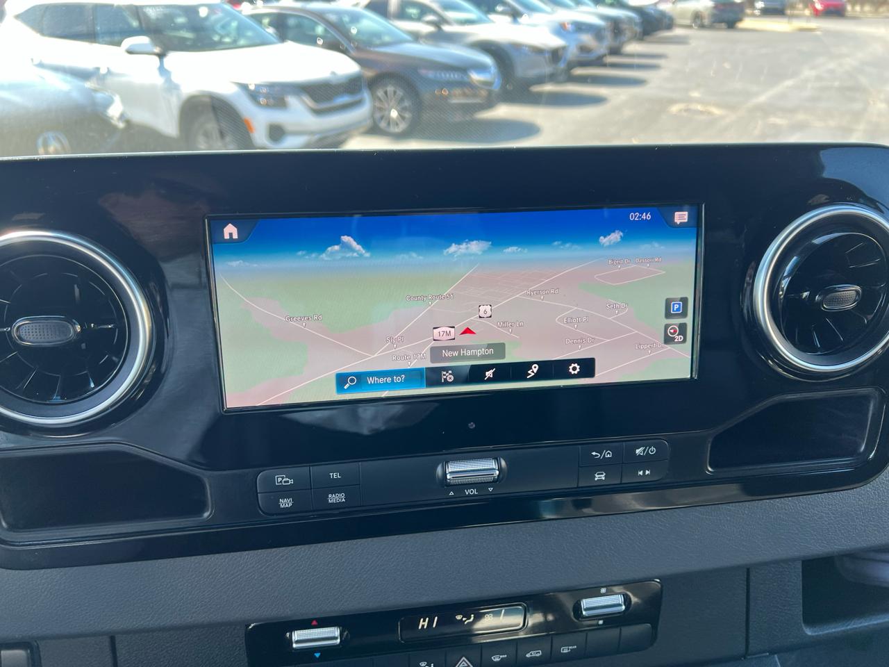 Mercedes-Benz Sprinter Crew Van 2500 Standard Roof V6 144" RWD 2021