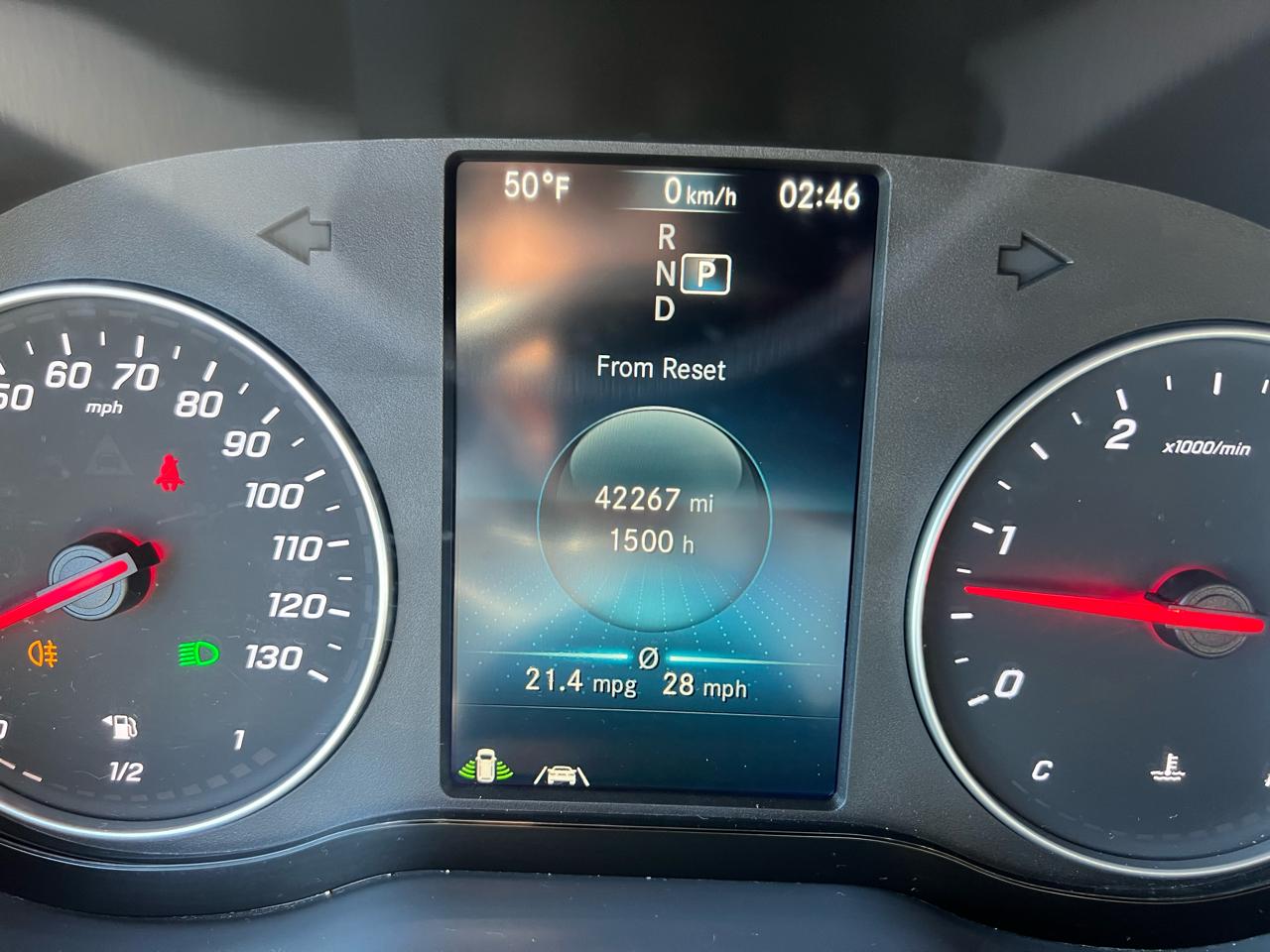 Mercedes-Benz Sprinter Crew Van 2500 Standard Roof V6 144" RWD 2021