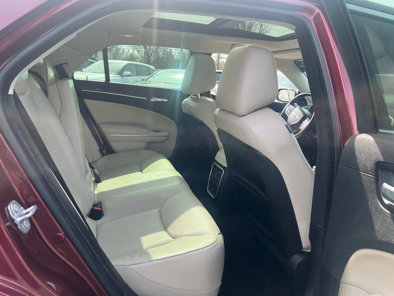 Chrysler 300 300C AWD 2017