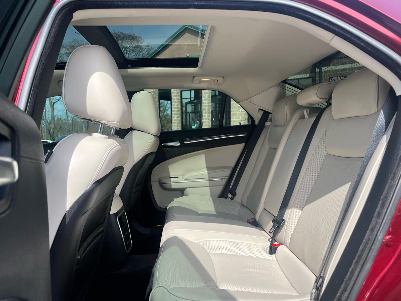 Chrysler 300 300C AWD 2017