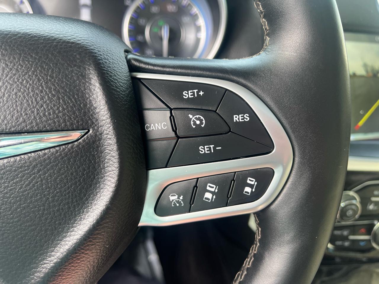 Chrysler 300 300C AWD 2017