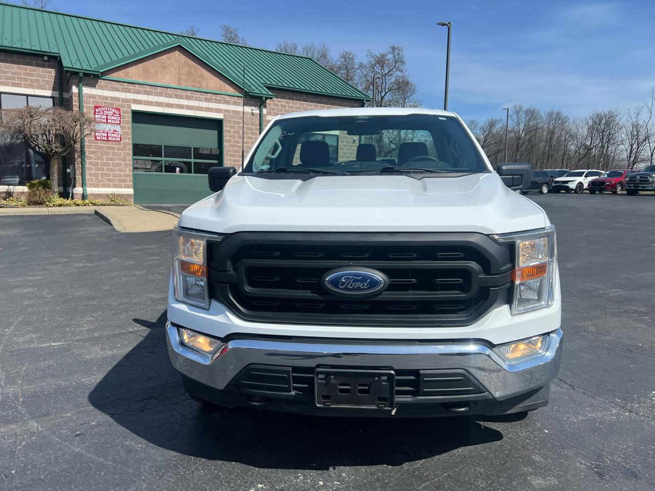 Ford F-150 XLT 4WD Reg Cab 8' Box 2022