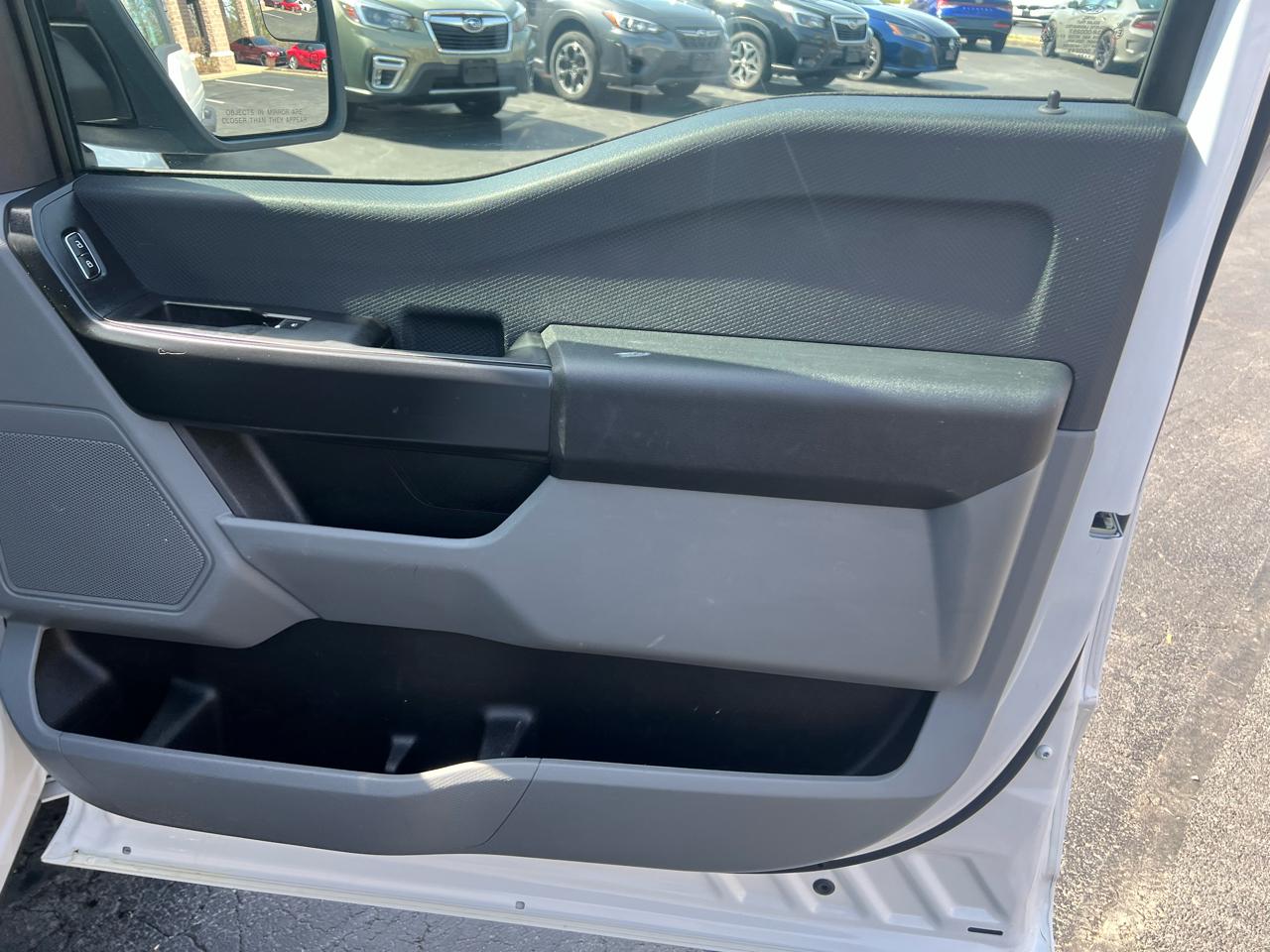 Ford F-150 XLT 4WD Reg Cab 8' Box 2022