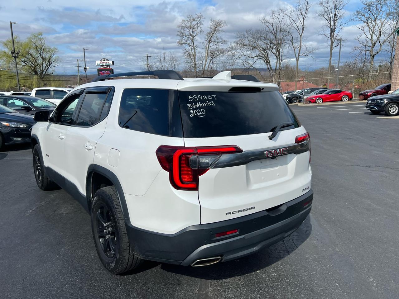 GMC Acadia AWD 4dr AT4 2020