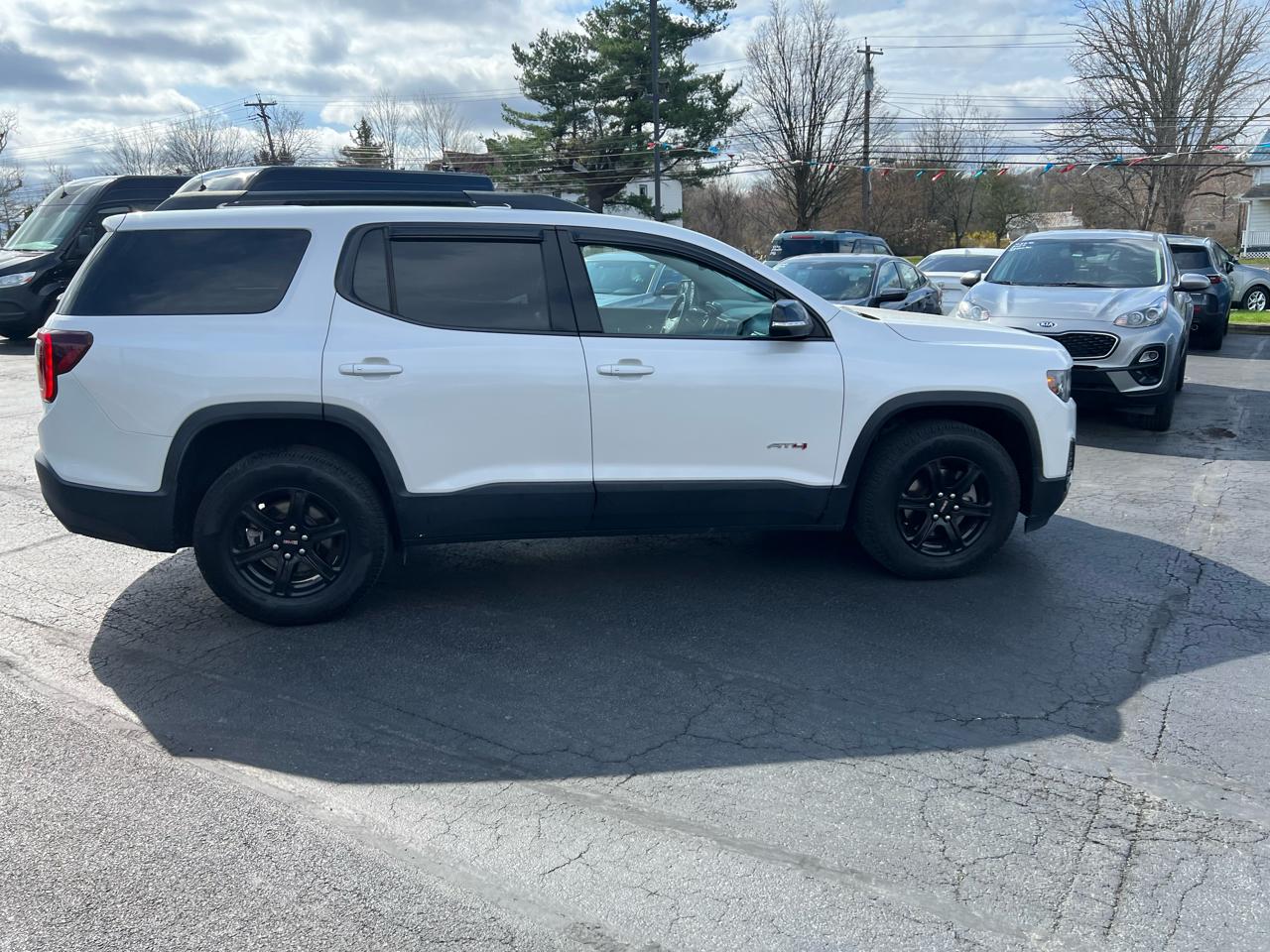 GMC Acadia AWD 4dr AT4 2020
