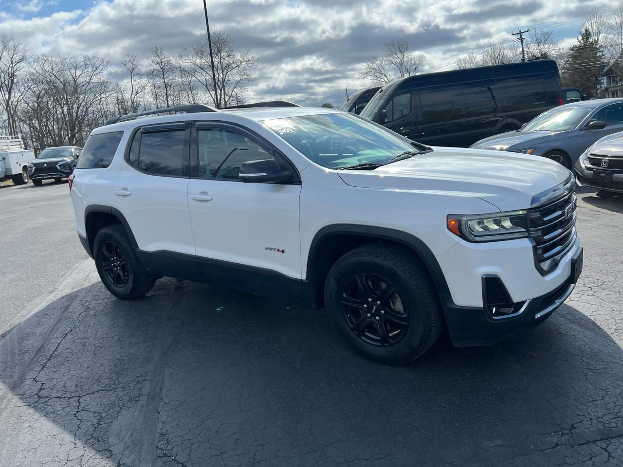 GMC Acadia AWD 4dr AT4 2020