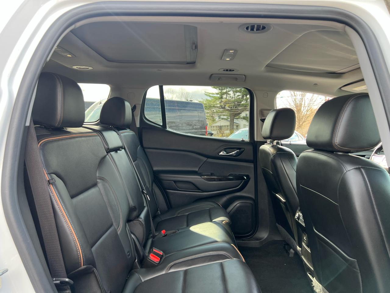 GMC Acadia AWD 4dr AT4 2020