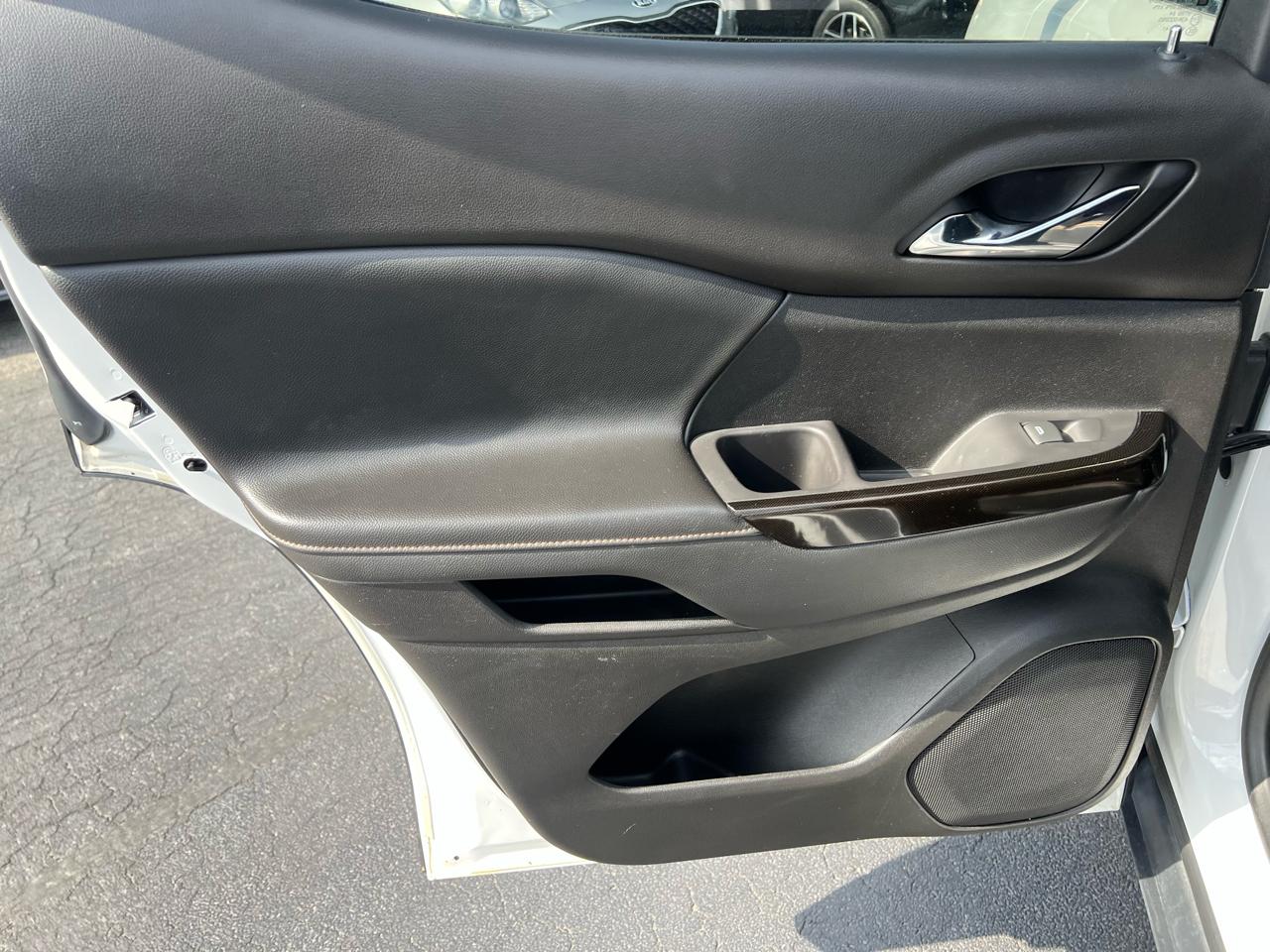 GMC Acadia AWD 4dr AT4 2020