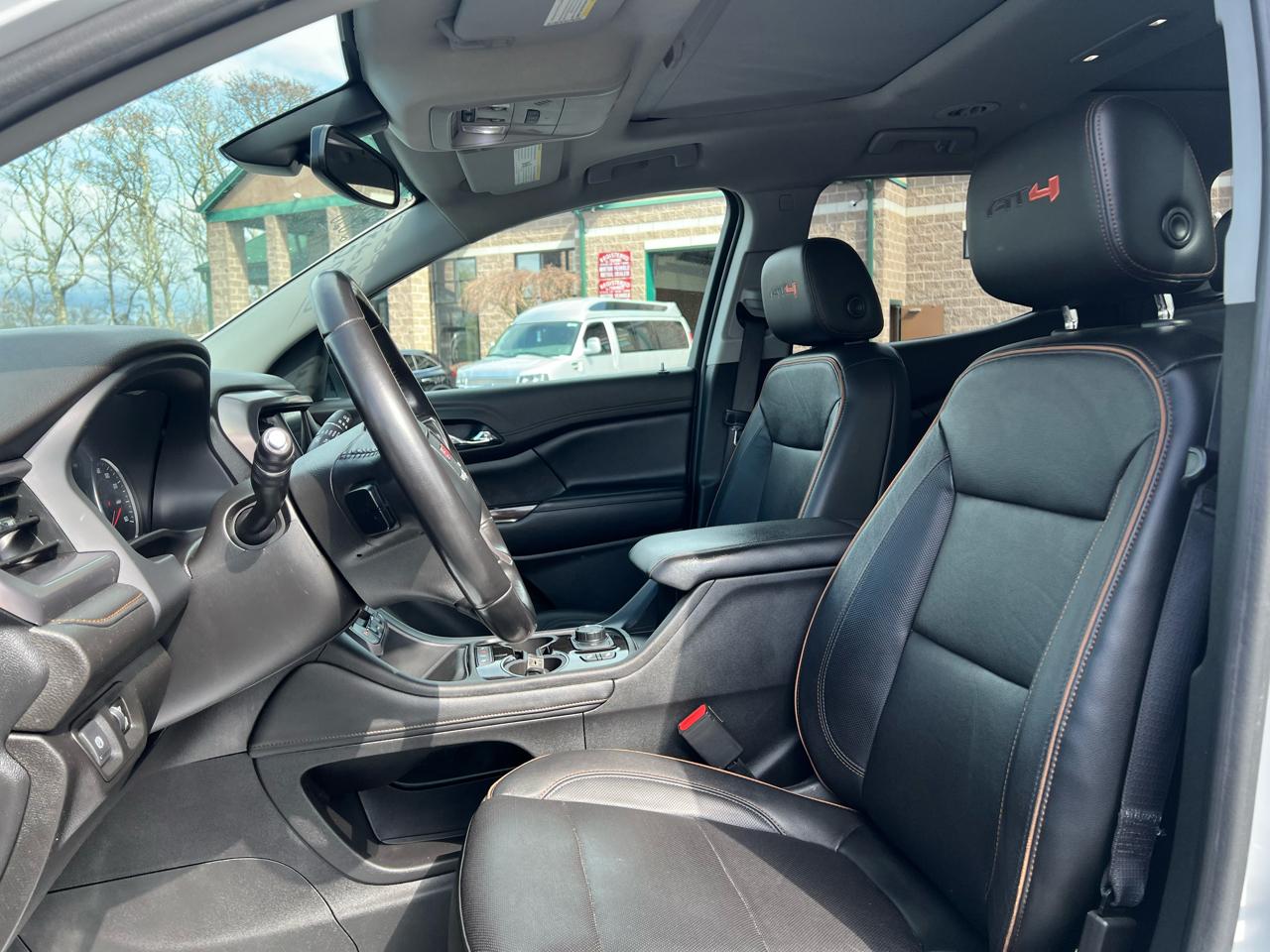 GMC Acadia AWD 4dr AT4 2020