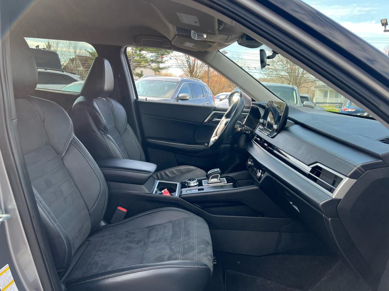 Mitsubishi Outlander SE Black Edition S-AWC 2023