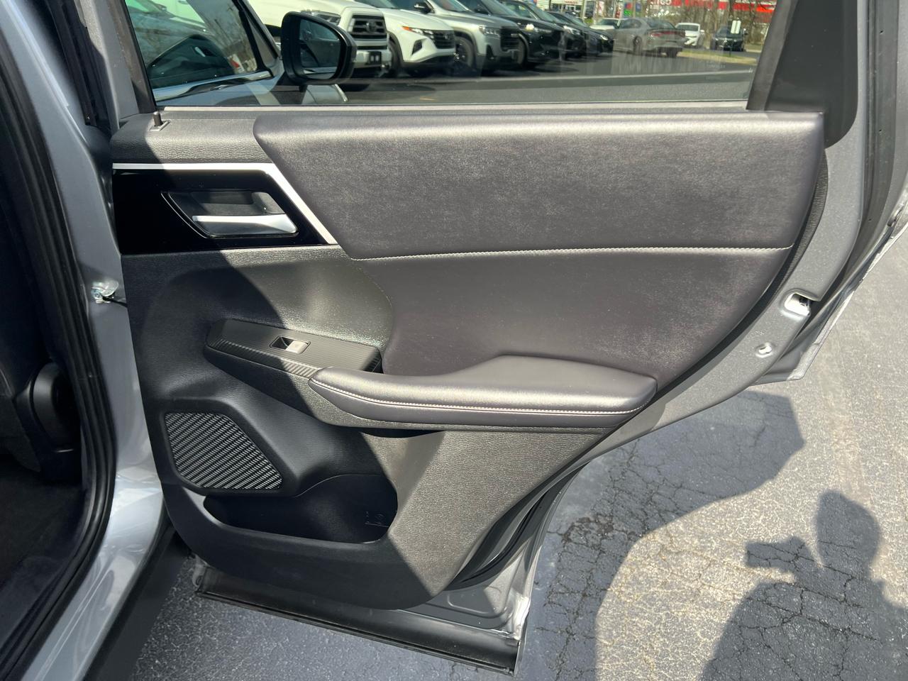 Mitsubishi Outlander SE Black Edition S-AWC 2023