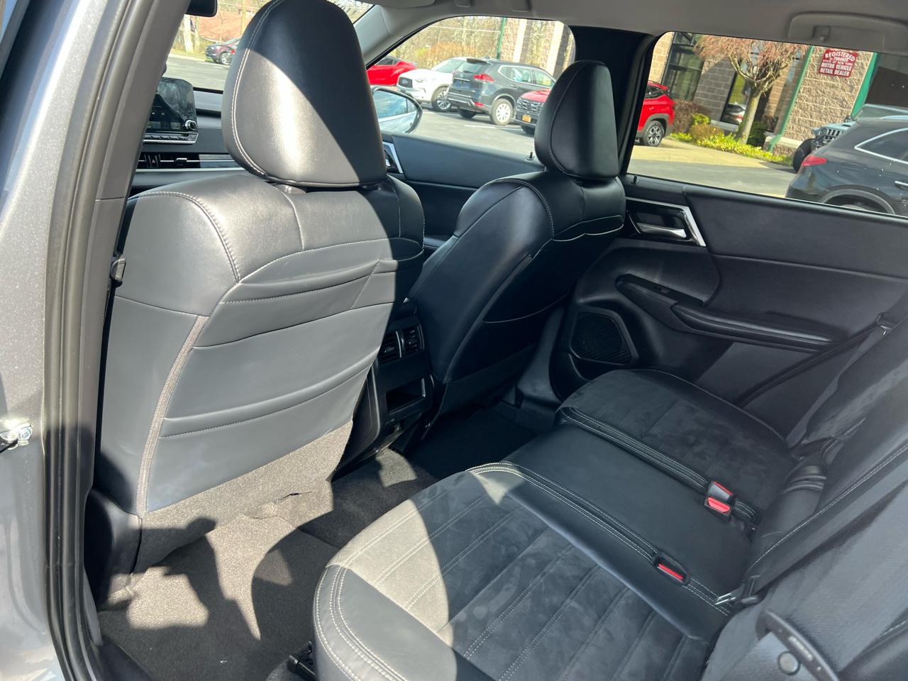 Mitsubishi Outlander SE Black Edition S-AWC 2023