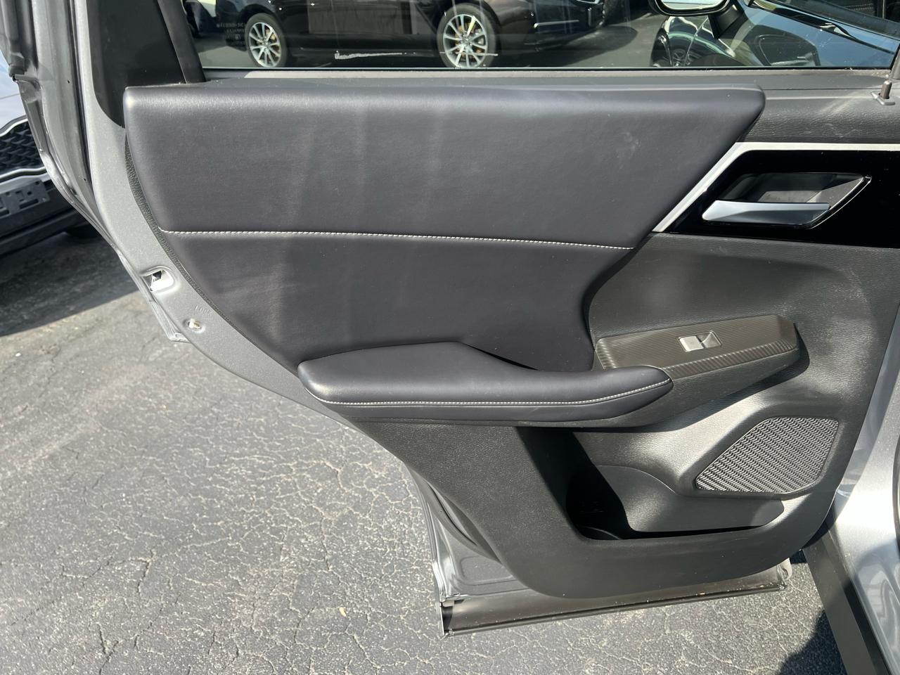 Mitsubishi Outlander SE Black Edition S-AWC 2023