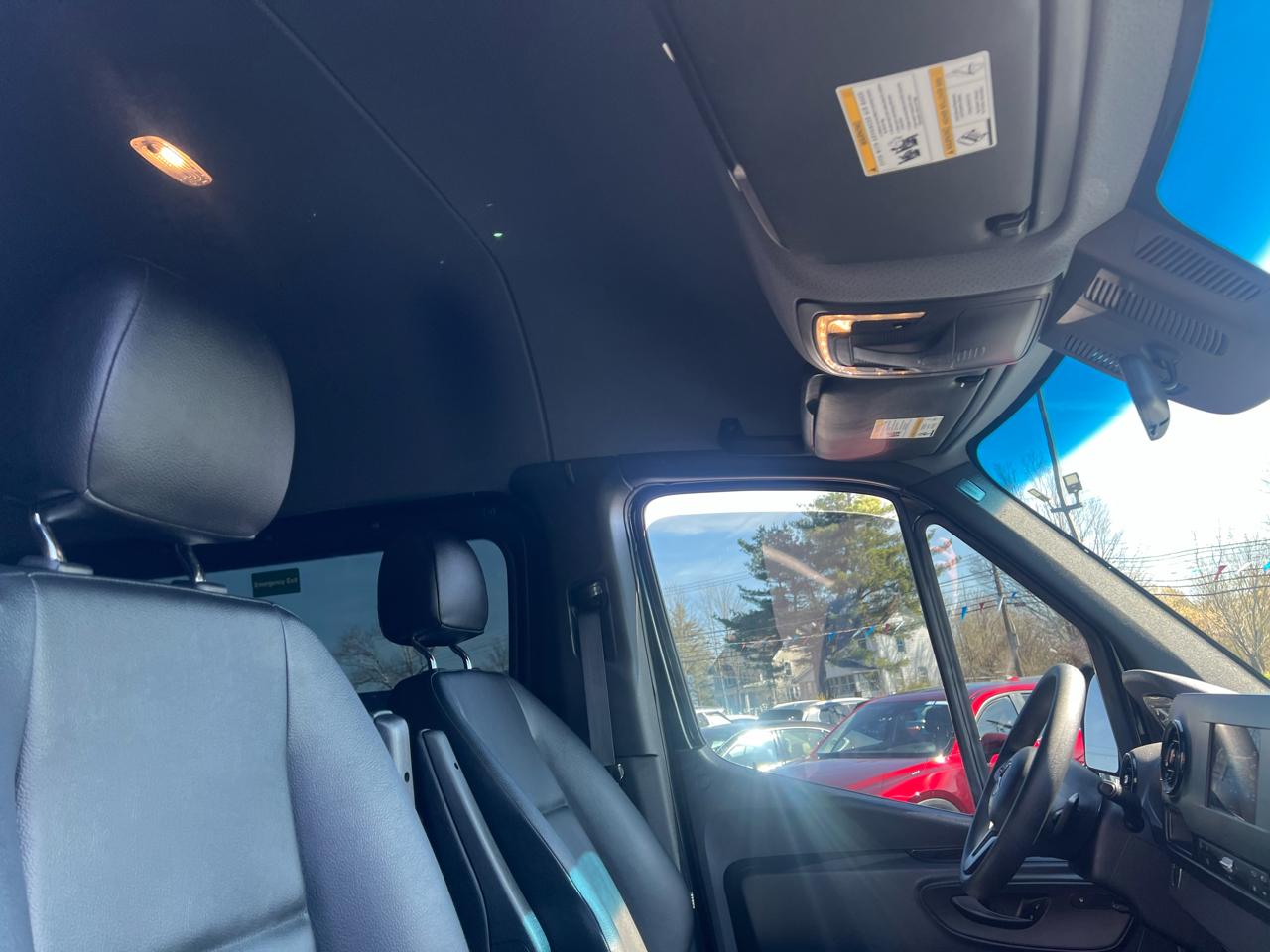 Mercedes-Benz Sprinter Passenger Van 2500 High Roof I4 Diesel HO 170" RWD 2024