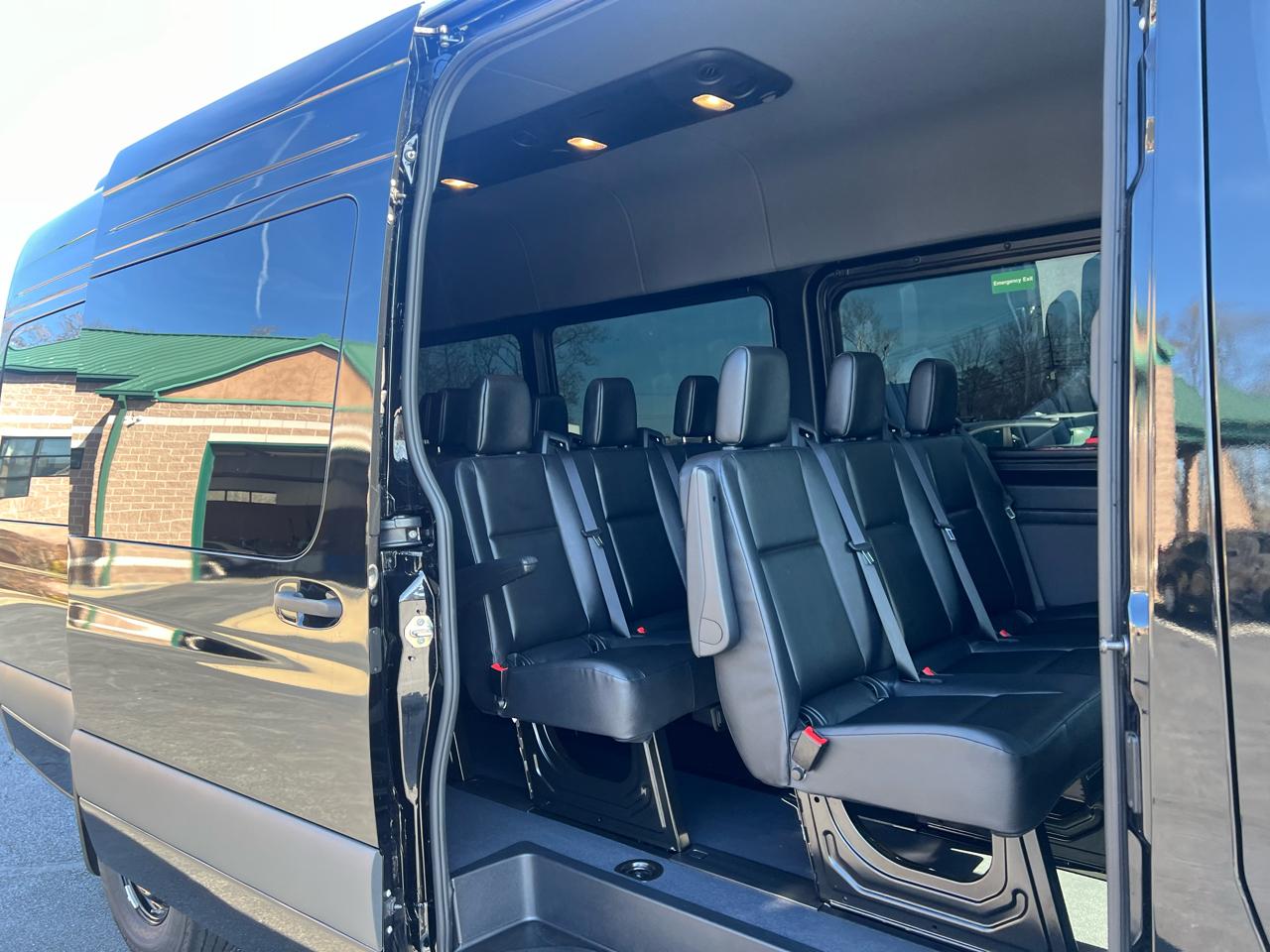 Mercedes-Benz Sprinter Passenger Van 2500 High Roof I4 Diesel HO 170" RWD 2024