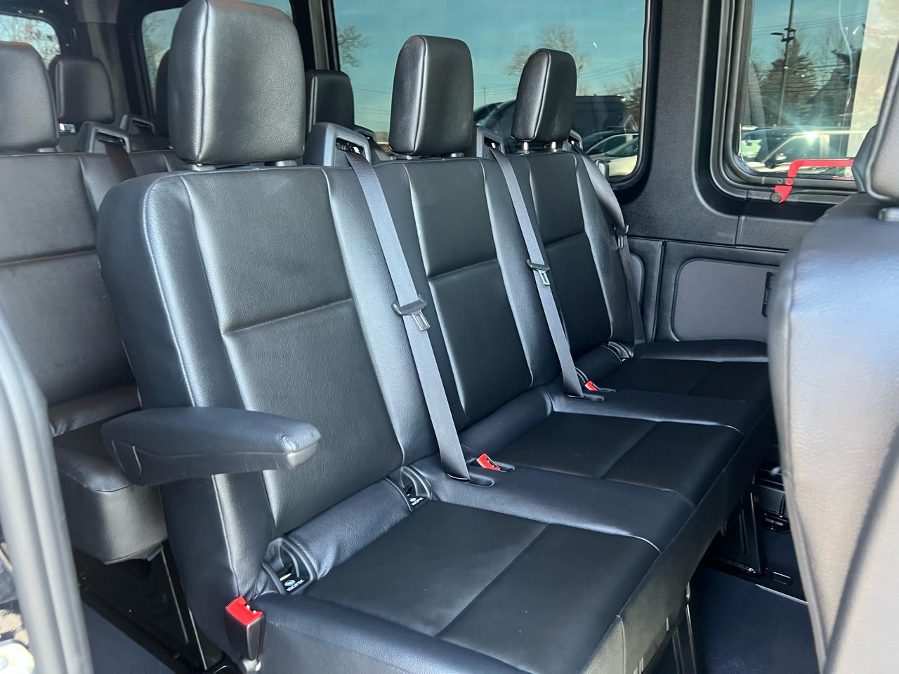 Mercedes-Benz Sprinter Passenger Van 2500 High Roof I4 Diesel HO 170" RWD 2024