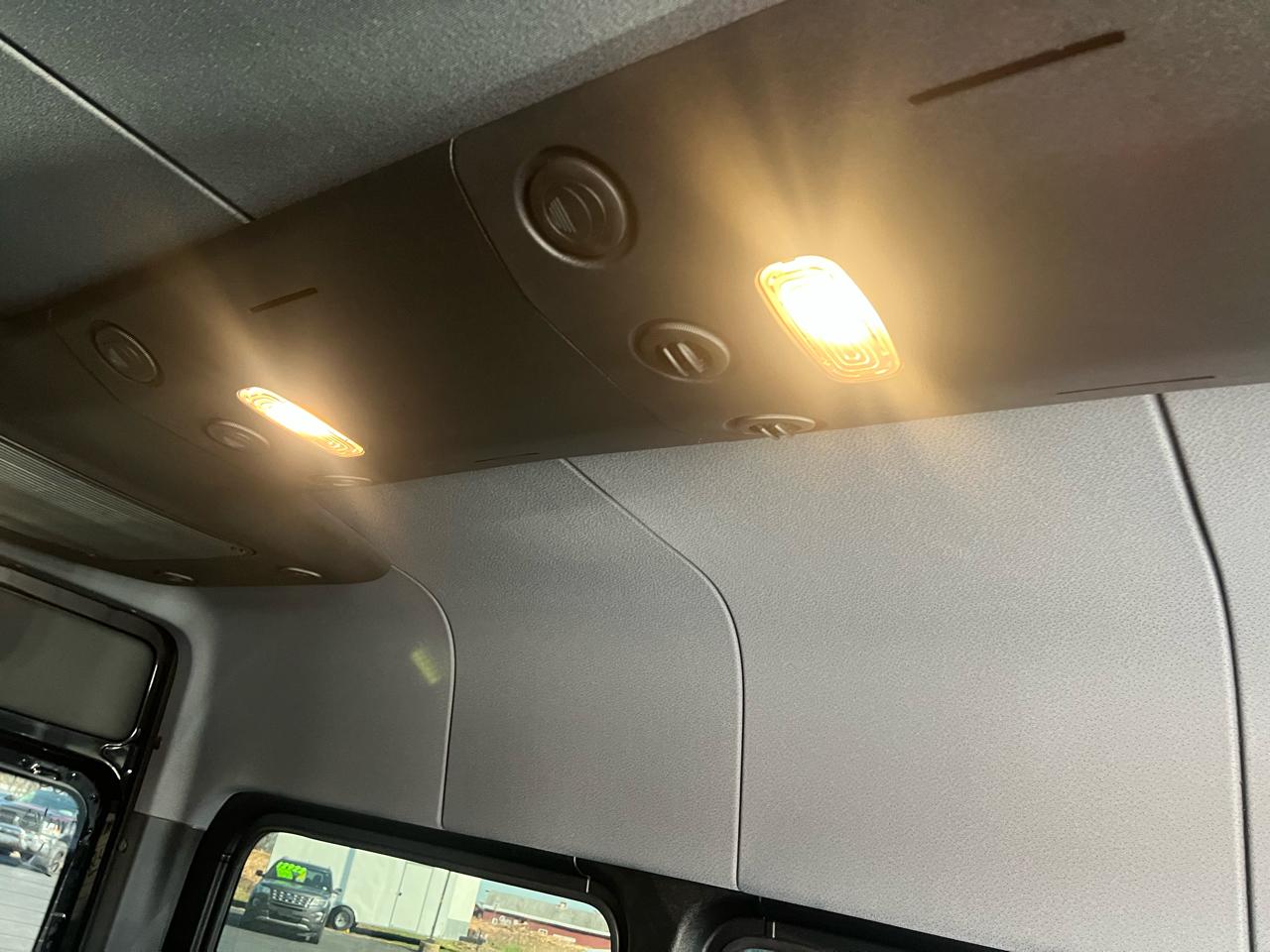 Mercedes-Benz Sprinter Passenger Van 2500 High Roof I4 Diesel HO 170" RWD 2024